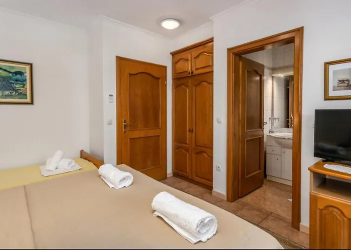 Ana S Bazenom I Panoramskim Pogledom Na 4* سيلتسي