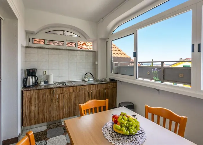 بيت ضيافة Ana S Bazenom I Panoramskim Pogledom Na