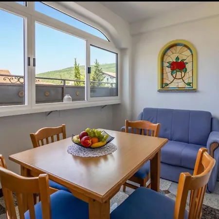 Maison d'hôtes Ana S Bazenom I Panoramskim Pogledom Na