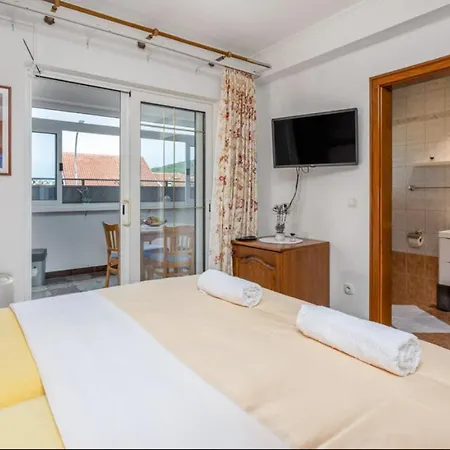 Ana S Bazenom I Panoramskim Pogledom Na Maison d'hôtes 4*