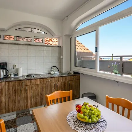 Maison d'hôtes Ana S Bazenom I Panoramskim Pogledom Na